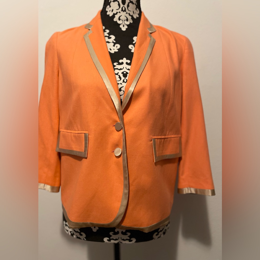 Robert Rodriguez 100% Silk Coral Blazer